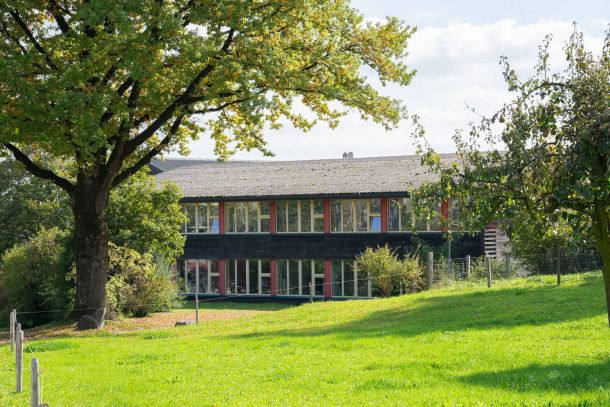 Neubauprojekt Naturblick Dörflingen: Die Primarschule befindet sich in kurzer Gehdistanz zum Projekt