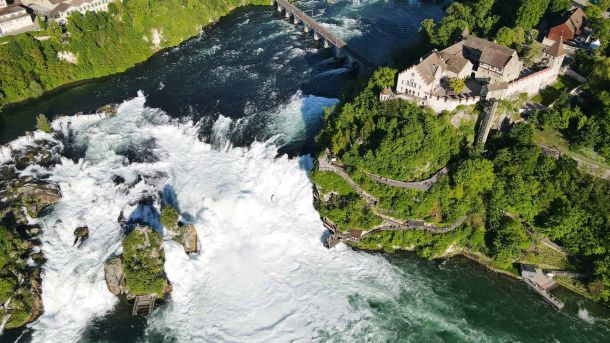 Neubauprojekt Naturblick Dörflingen: Ganz in der Nähe, der Rheinfall